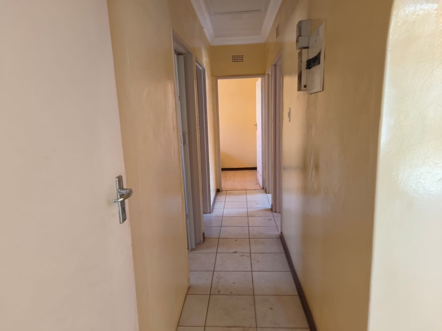 To Let 3 Bedroom Property for Rent in Jouberton North West